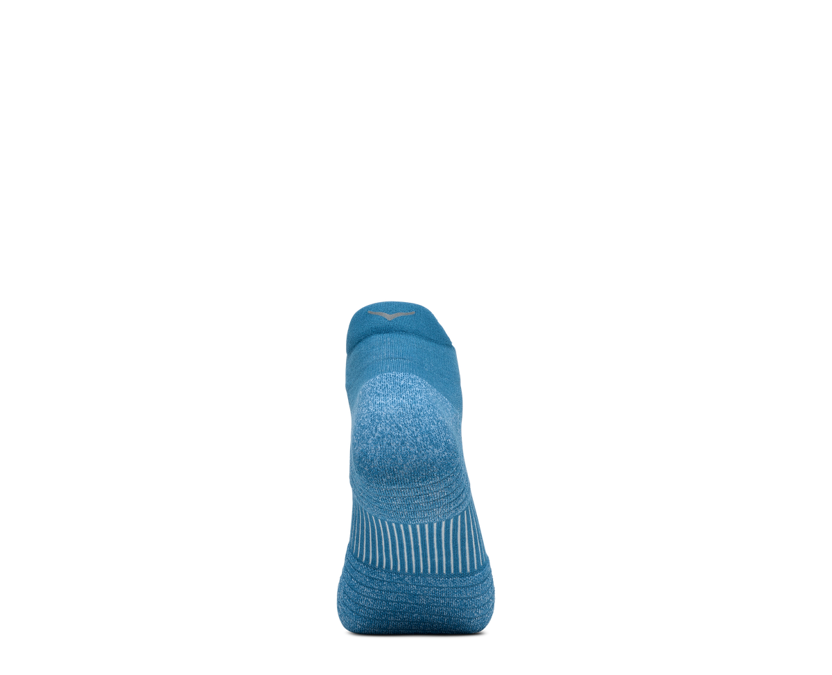 HOKA No Show Run Sock 3 Pack Unisex Birch Jadeite Foggy Night — vista frontal