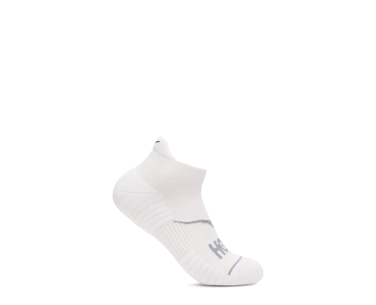 HOKA No-show Run Sock 3-PACK Unisex White — vista lateral