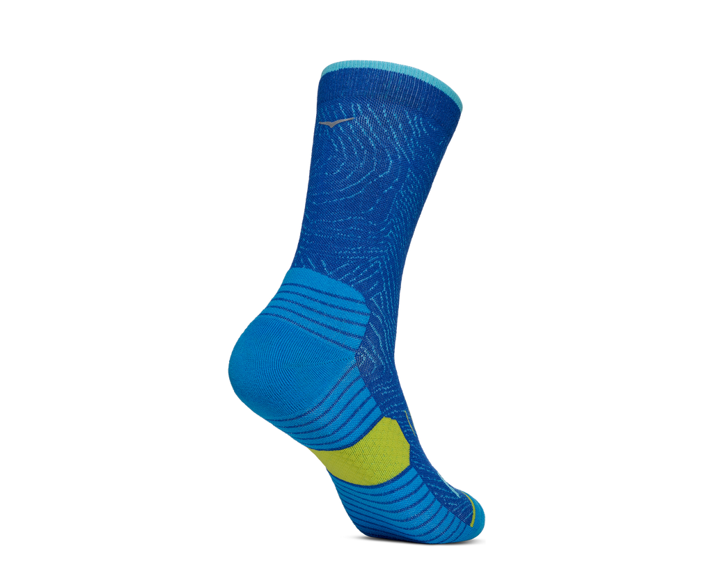 HOKA Crew Run Sock 3-PACK Unisex Alpine Blue Cardamon Ultramarine — vista tres cuartos