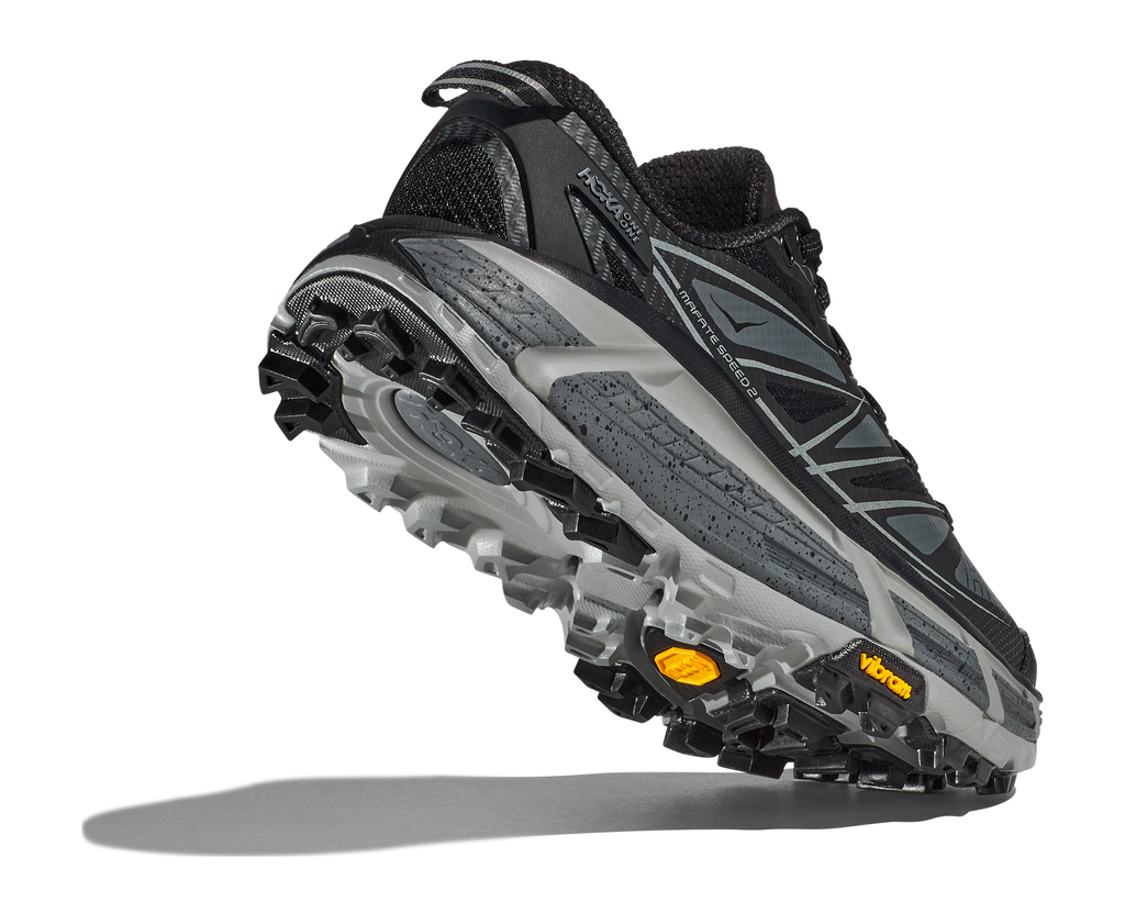 HOKA Mafate Speed 2 Unisex Black Castlerock — vista tres cuartos