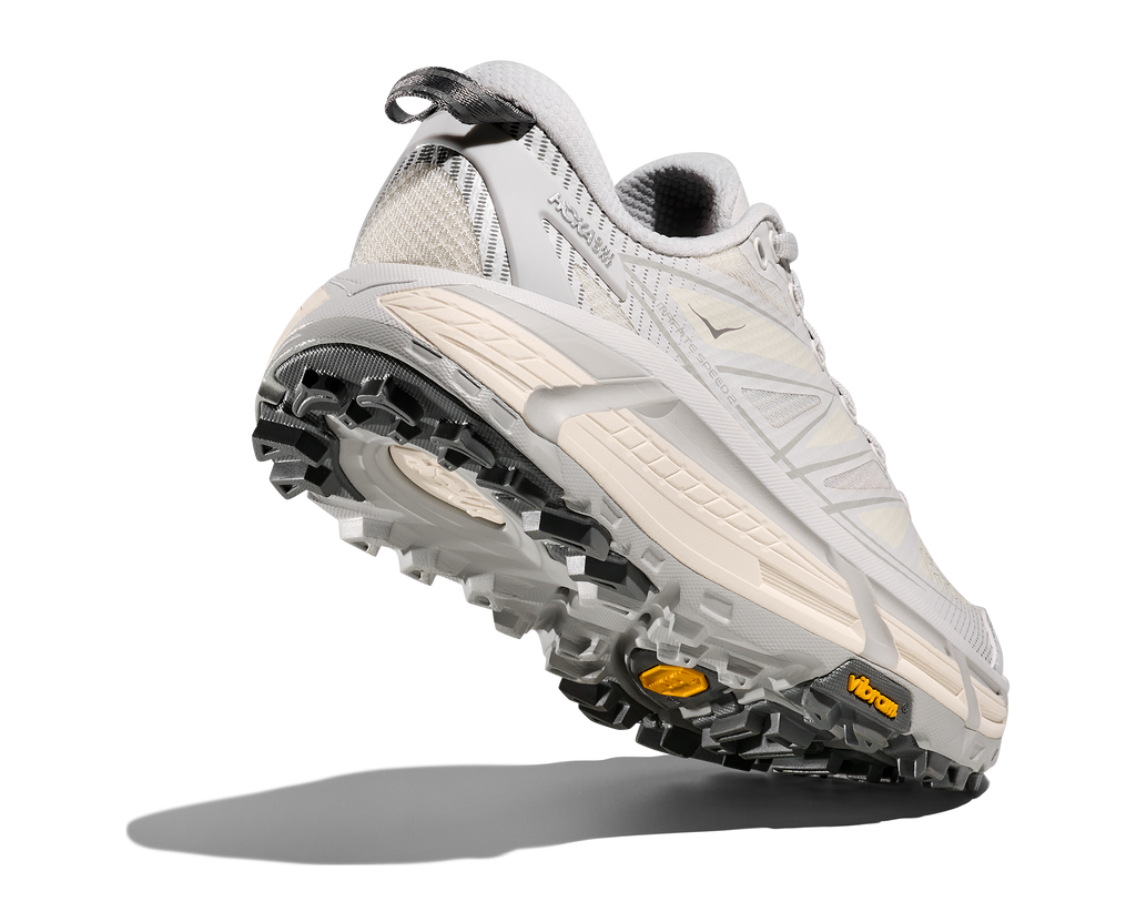 HOKA Mafate Speed 2 Unisex Cosmic Grey Alabaster — vista tres cuartos