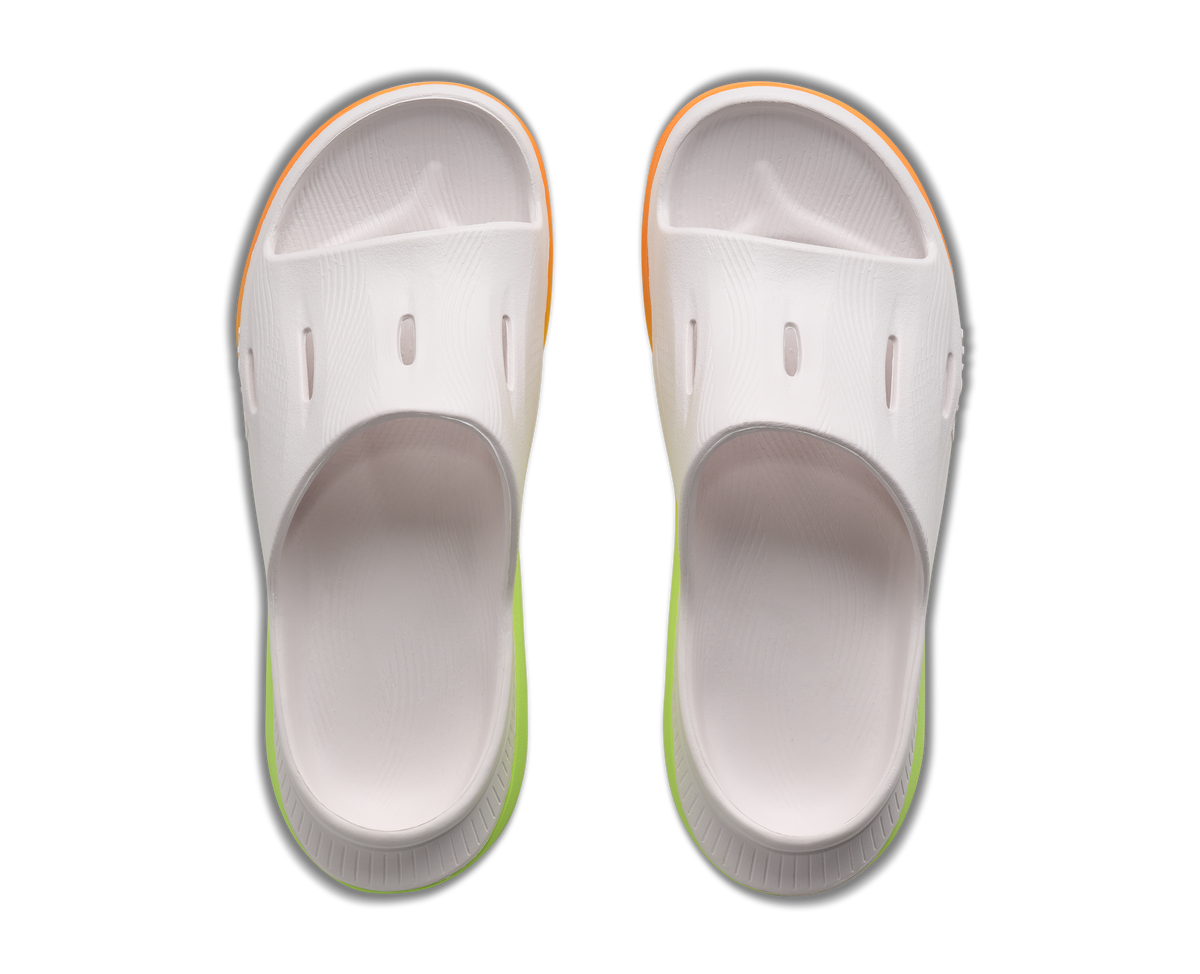 HOKA Ora Recovery Slide 3 Unisex White / Neon Yuzu — vista medial