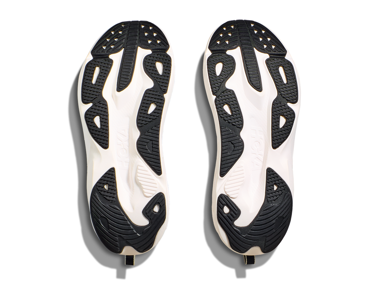HOKA Skyflow Mujer Black White — suela