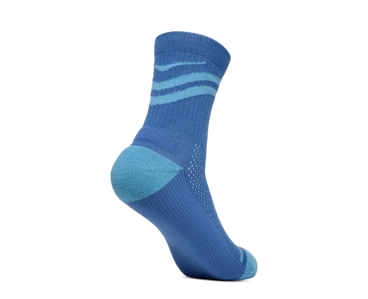 HOKA Trail Crew Sock Hombre Foggy Night — vista tres cuartos