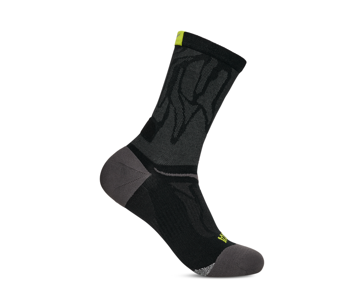 HOKA Clifton Crew Run Sock Unisex Black — vista lateral