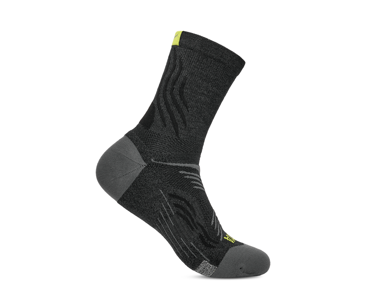HOKA Bondi Quarter Run Sock Unisex Black — vista lateral