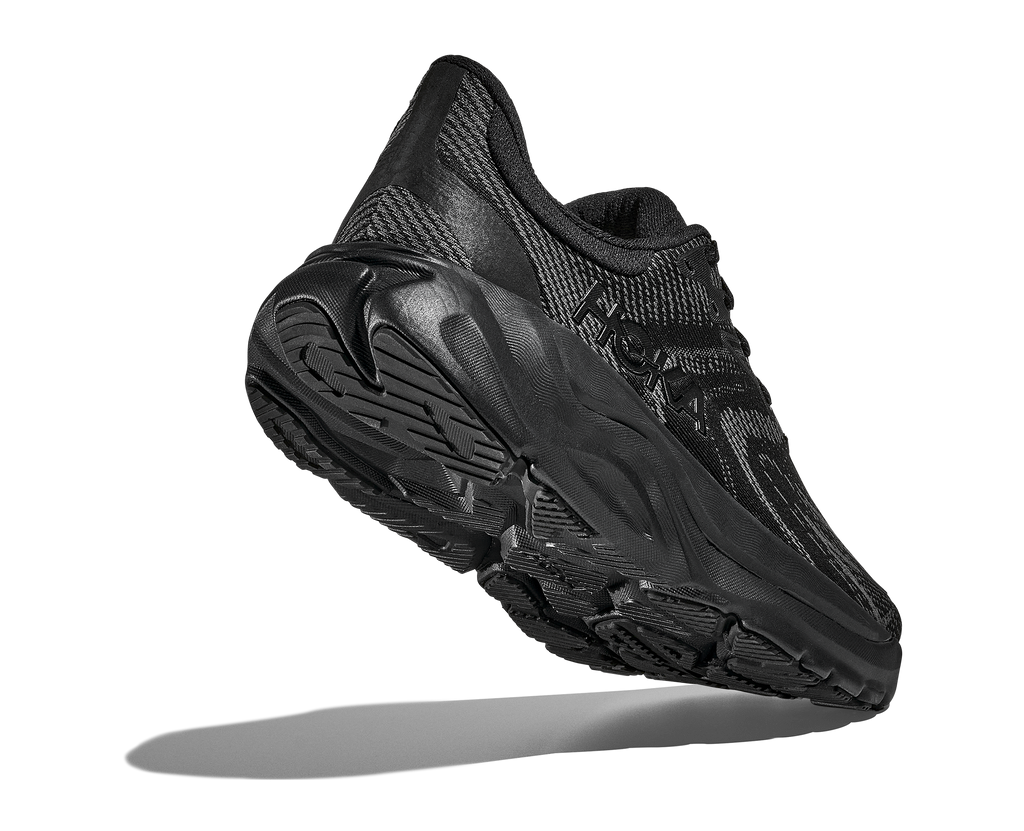 HOKA Arahi 8 Mujer Black Black — vista tres cuartos