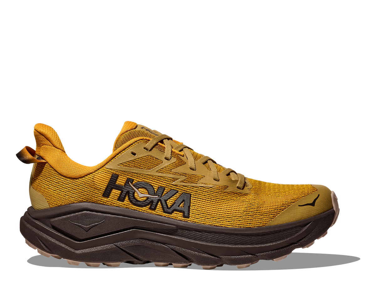 HOKA Challenger 8 Hombre Mustard Seed / Black — vista lateral