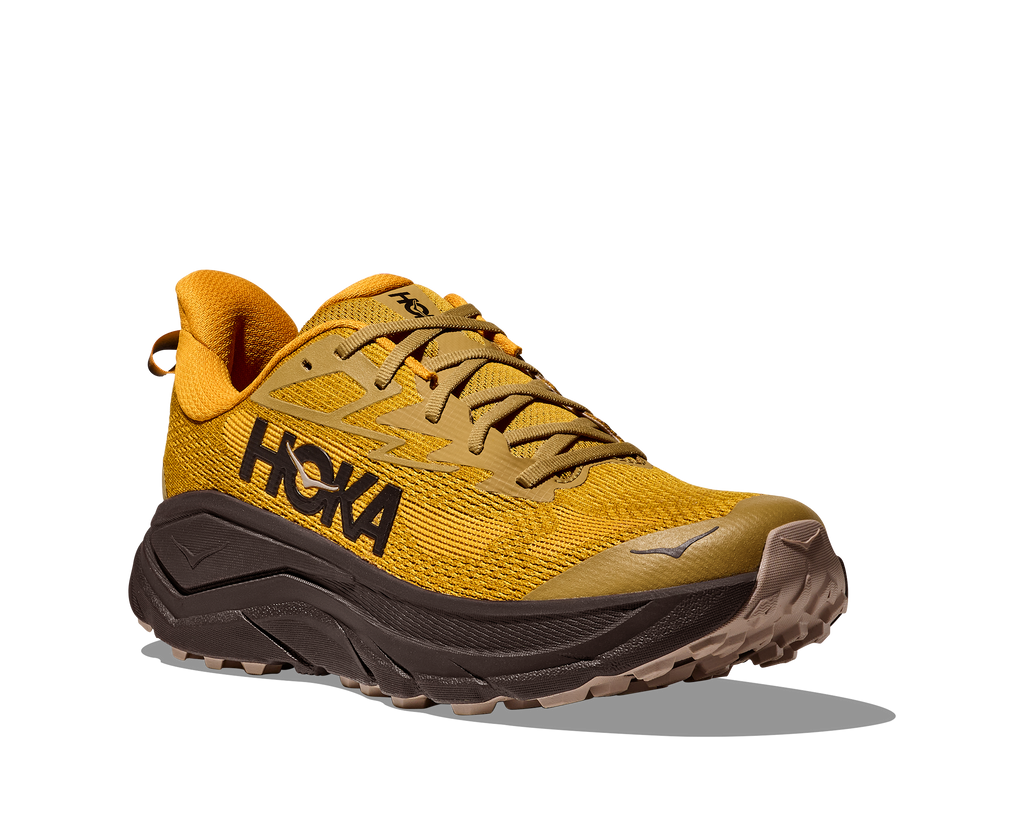 HOKA Challenger 8 Hombre Mustard Seed / Black — vista trasera