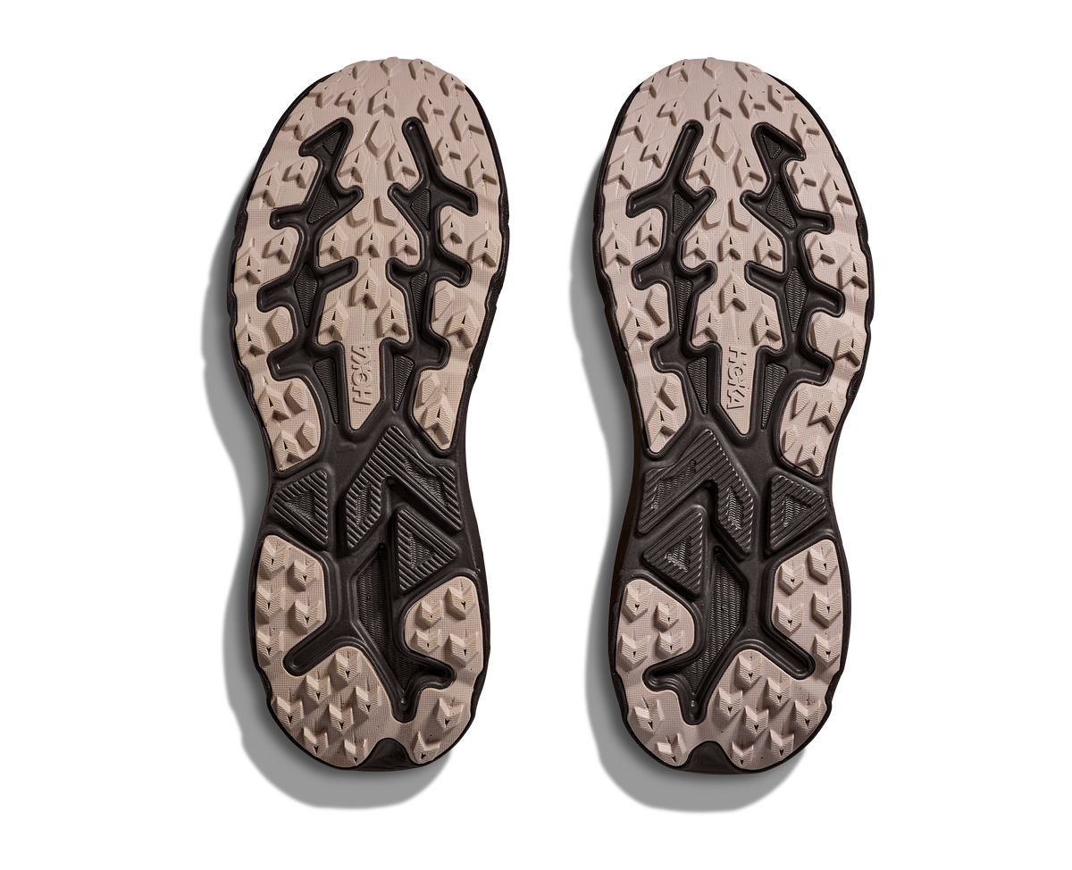 HOKA Challenger 8 Hombre Mustard Seed / Black — suela
