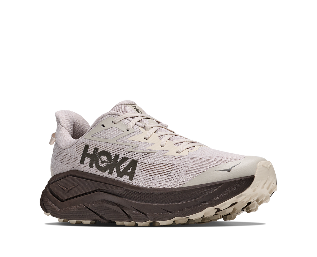 HOKA Challenger 8 Hombre River Rock Grey / Cast Iron — vista trasera