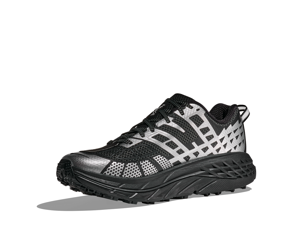 HOKA Speedgoat 2 TS Unisex Black / Stardust — vista frontal