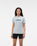 HOKA Core Logo Ctn SS Tee Mujer Mineral Blue — vista lateral