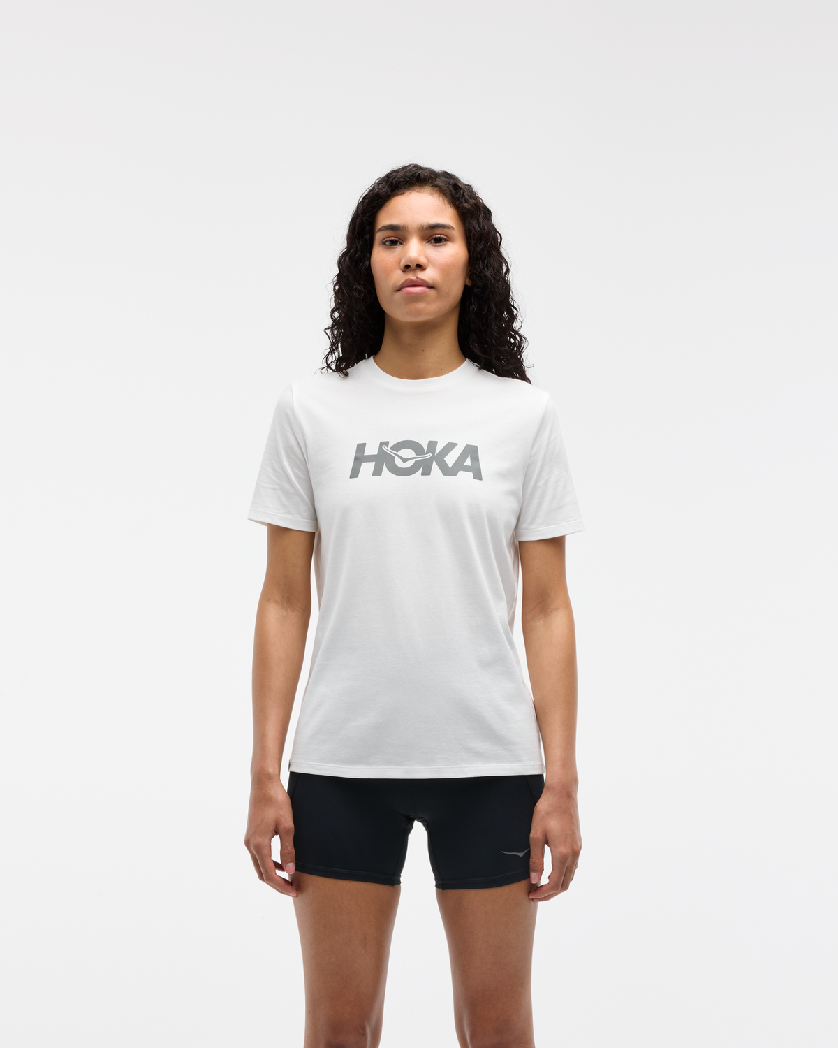 HOKA Core Logo Ctn SS Tee Mujer White — vista lateral