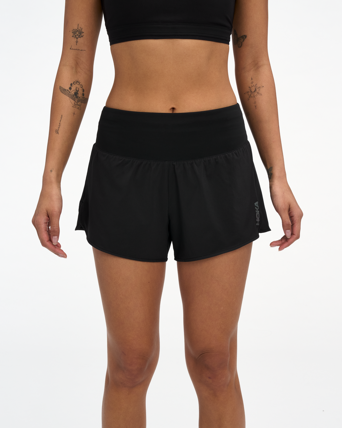 HOKA Glide Short Mr 3.5'' Brief Mujer Black — vista lateral