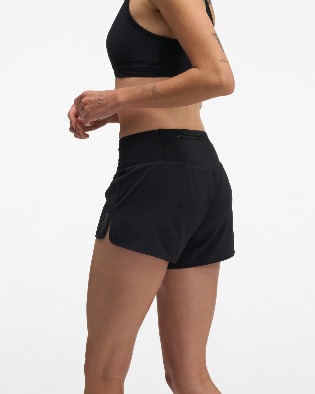 HOKA Glide Short Mr 3.5'' Brief Mujer Black — vista medial