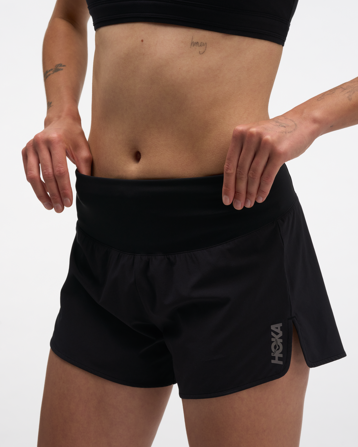HOKA Glide Short Mr 3.5'' Brief Mujer Black — vista frontal