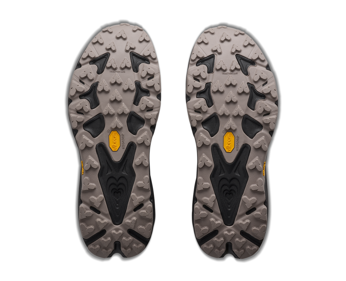 HOKA Speedgoat 7 Hike GTX Hombre Black / Pebble Grey — suela