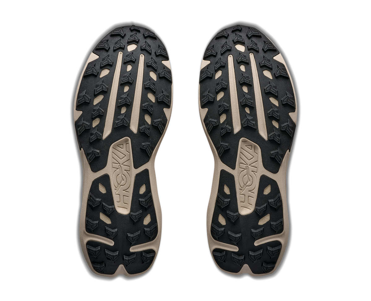 HOKA Torrent 5 Hombre River Rock Grey / Red Agate — suela