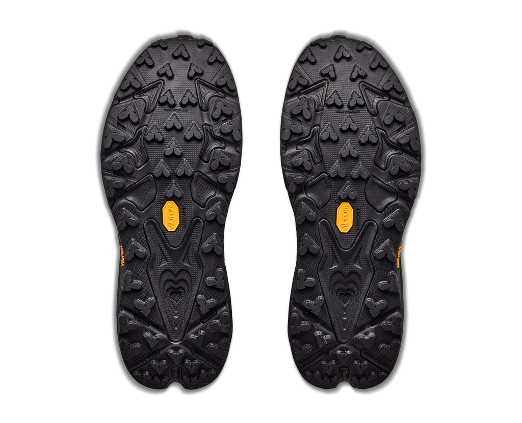 HOKA Speedgoat 7 GTX Hombre Black / Carbon Black — suela