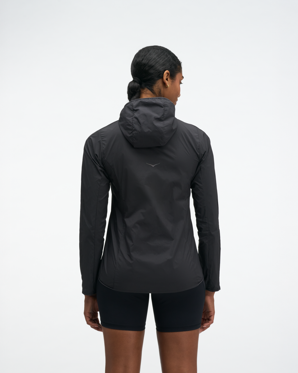 HOKA Skyflow Wind Jacket Mujer Black — vista medial