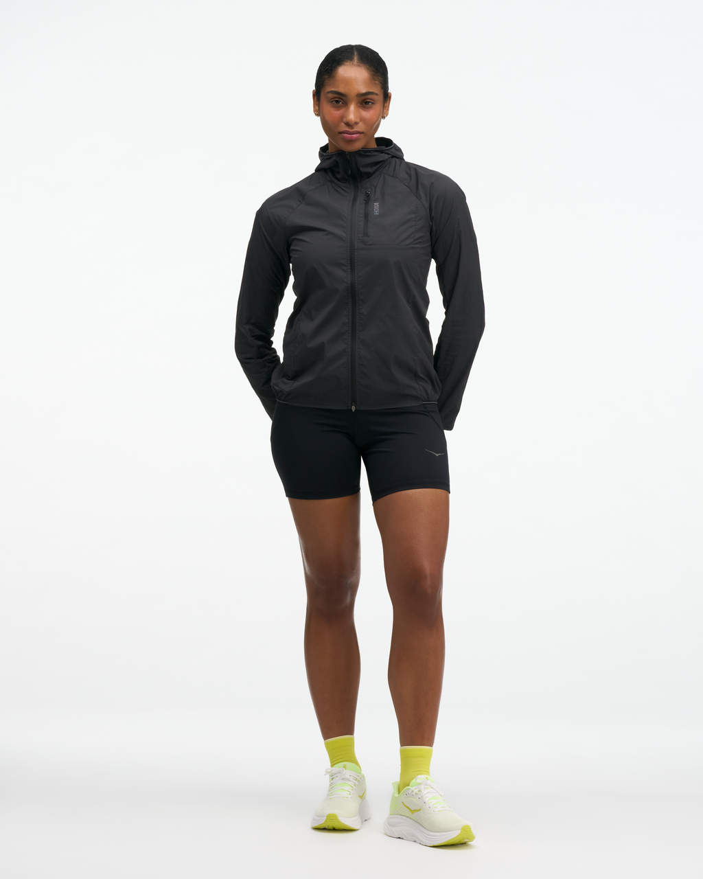 HOKA Skyflow Wind Jacket Mujer Black — vista frontal