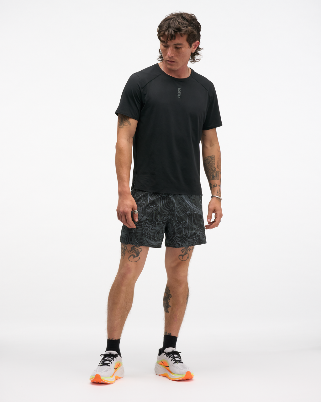 HOKA Glide Short 5'' Brief Clf Prt Hombre Black / White Prt — vista frontal